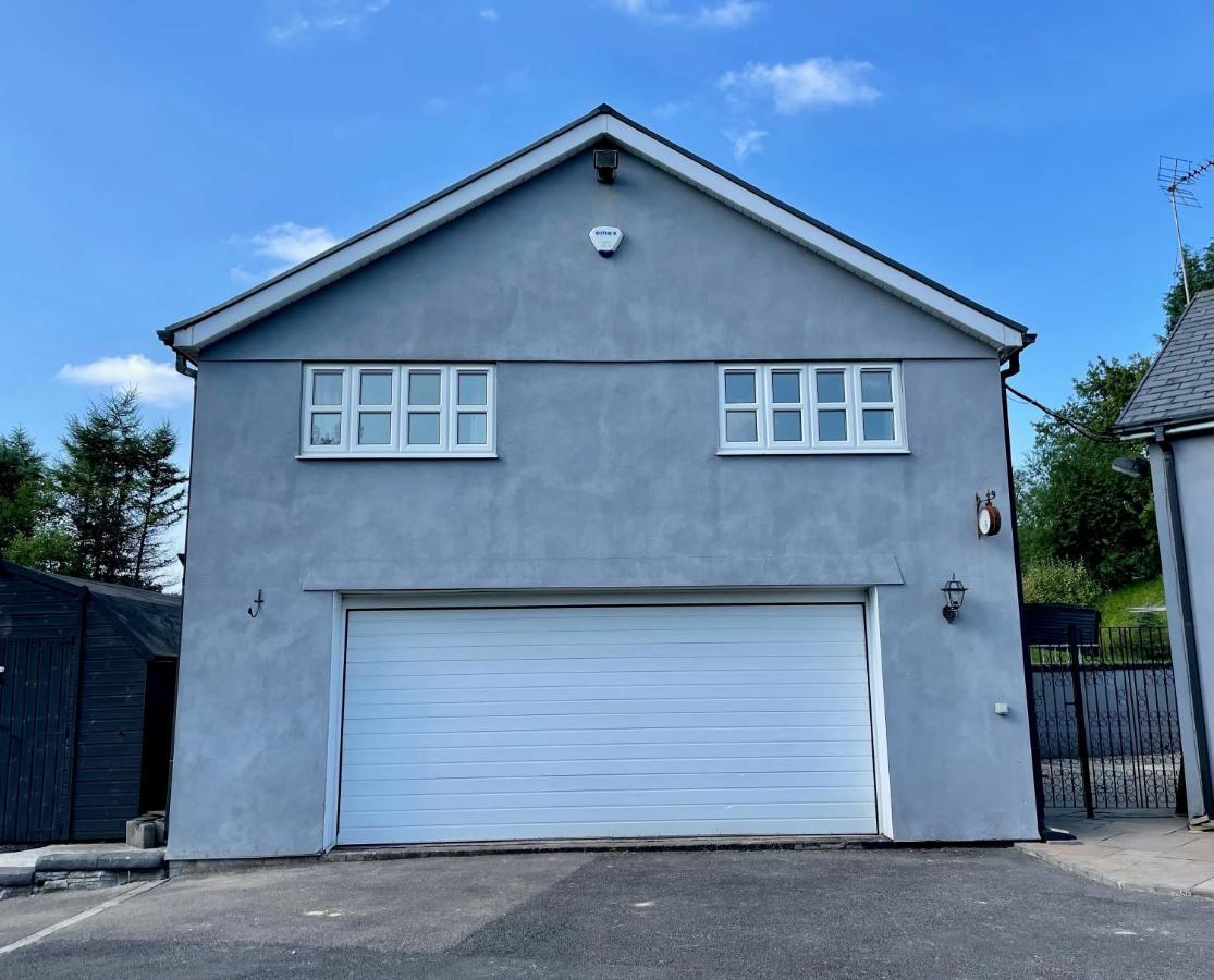 The Annex At Pantglas Farm Pontyclun Exterior photo